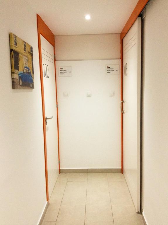 Hostelscat Барселона Экстерьер фото